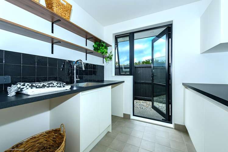 34 Halpin Drive Lincoln_26