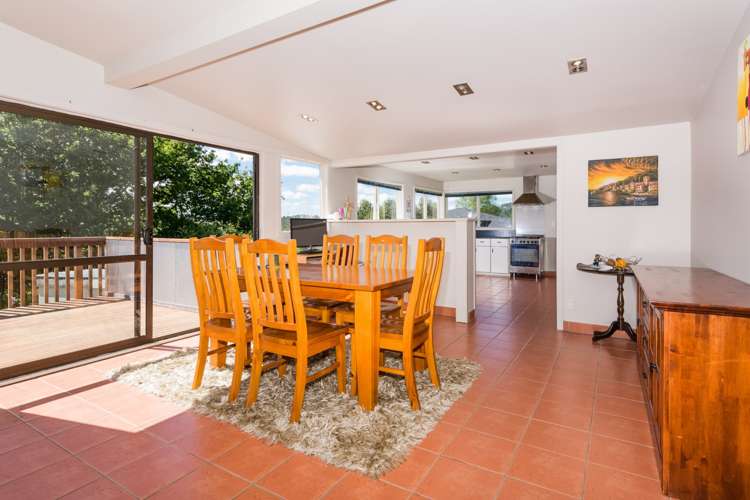 64 Glengarry Road Glen Eden_13