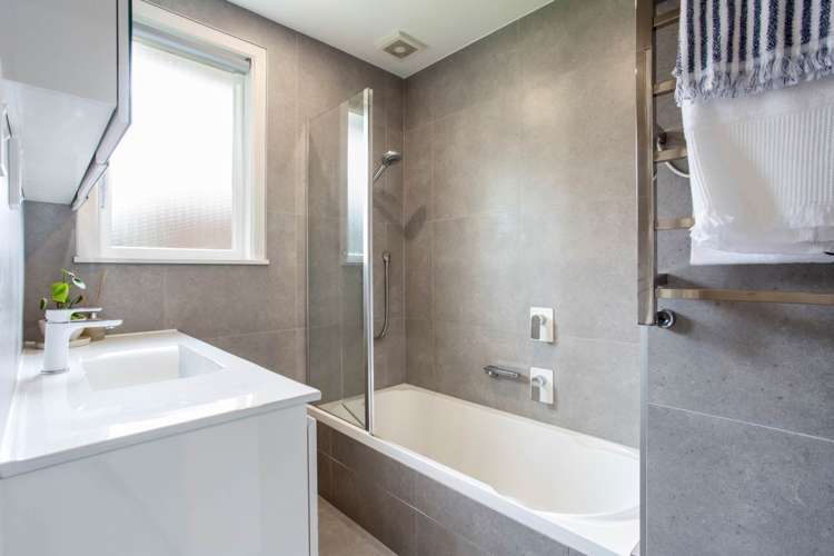 19 Laburnum Road New Windsor_13