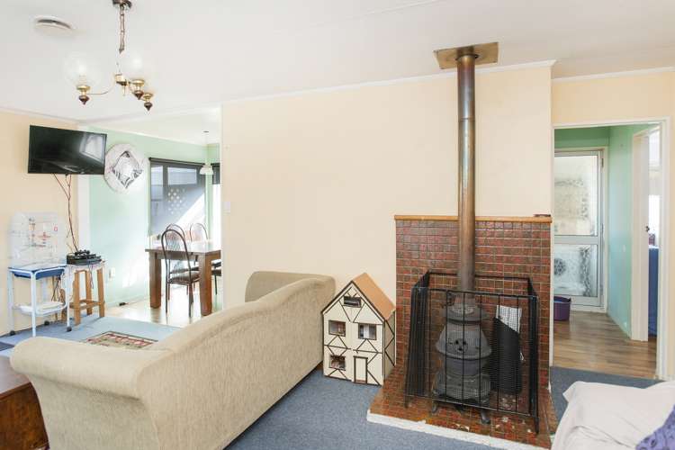 8 Dennis Street Outer Kaiti_6