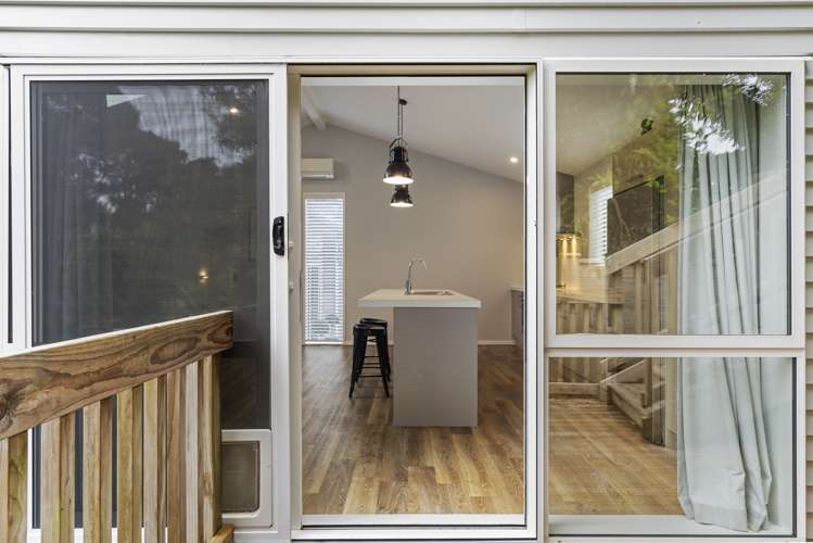 35b Taurus Crescent Beach Haven_10