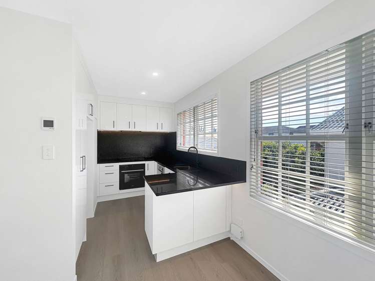 Queen Mary Avenue Epsom_3