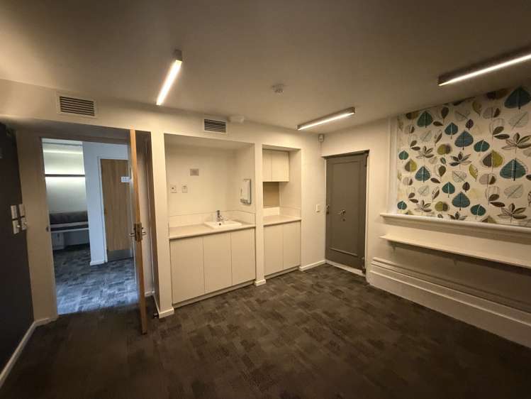 7 Bond Dunedin Central_7
