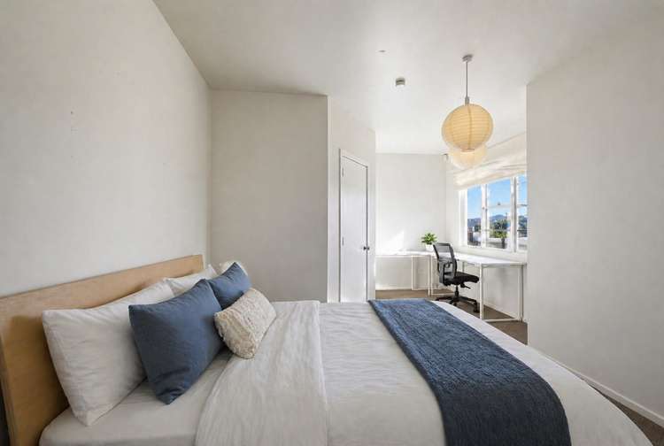 8 Kiriwai Road Paremata_9