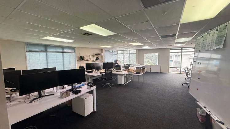 Unit 9/45 William Pickering Drive Rosedale_8