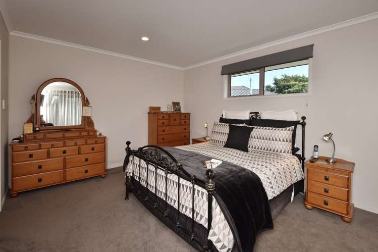 12 Saint Keverne Close Burwood_9