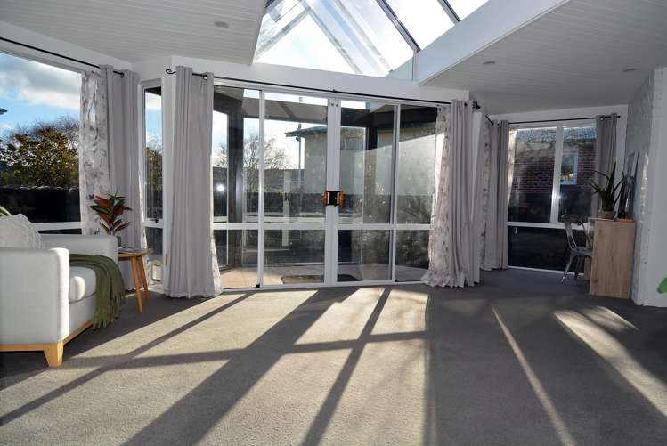 72 Antrim Street Windsor_11