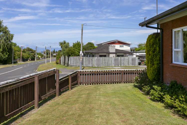 60 Whakaipo Avenue Taupo_19