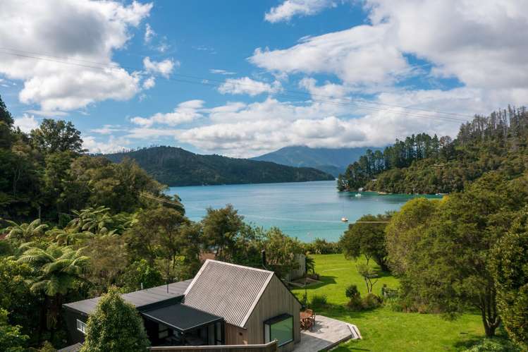 1 West Bay, Lochmara Bay Marlborough Sounds_15