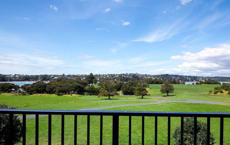 32 Catalina Bay Drive Hobsonville_6