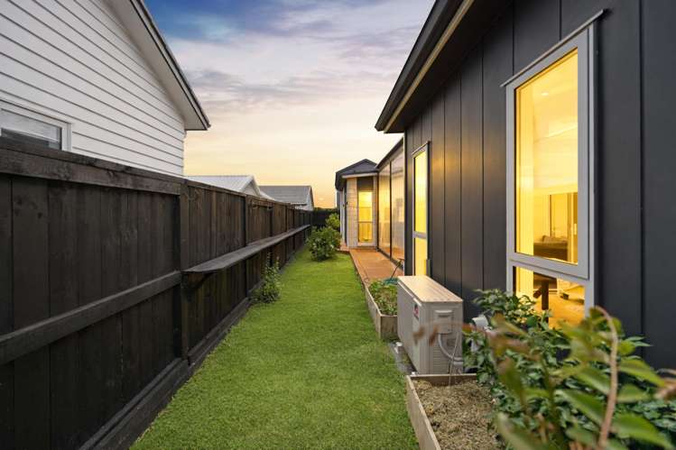 57 Trewern Avenue Chartwell_18