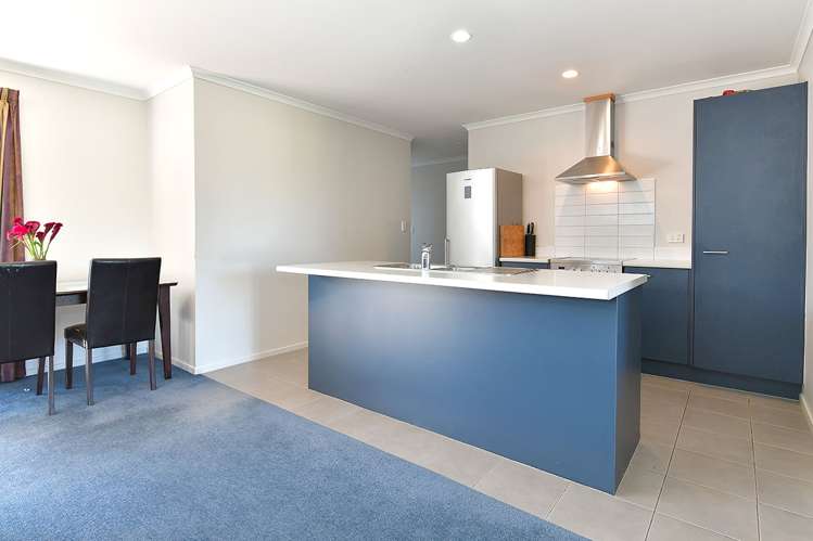 16 Aitkenhead Court Parakai_19