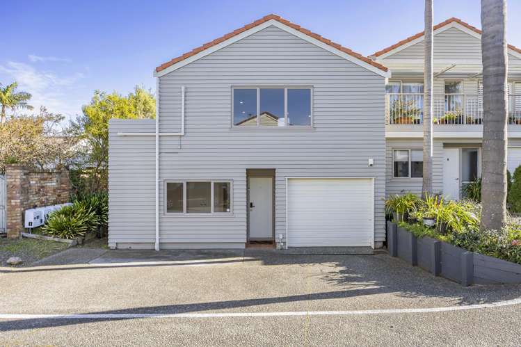24A Mount Smart Road_2