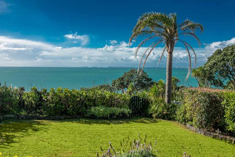 111 Churchill Road Murrays Bay_48