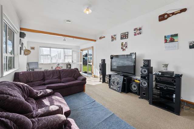 223 Glover Road Hawera_4