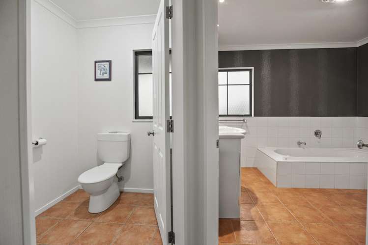 12 Oak Street Morrinsville_18