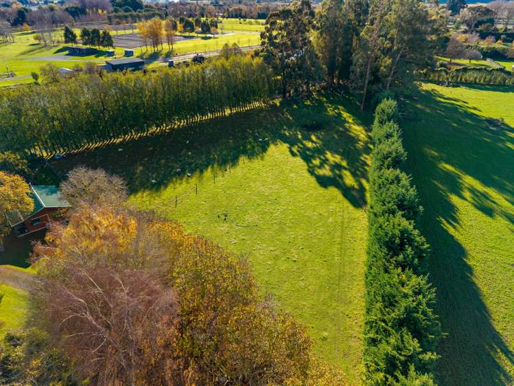28 Bothams Bend Road Spring Creek_75