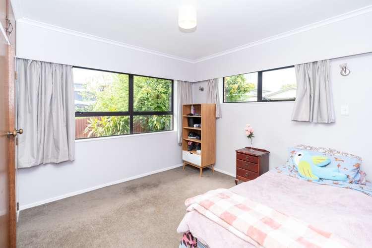 30 Houchens Road Glenview_11