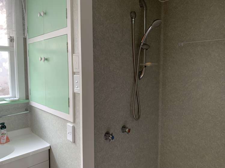 23 Lowestoft Street Balclutha_12