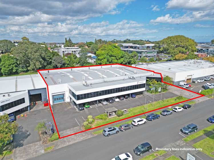 Unit B/2 George Bourke Drive Mt Wellington_1