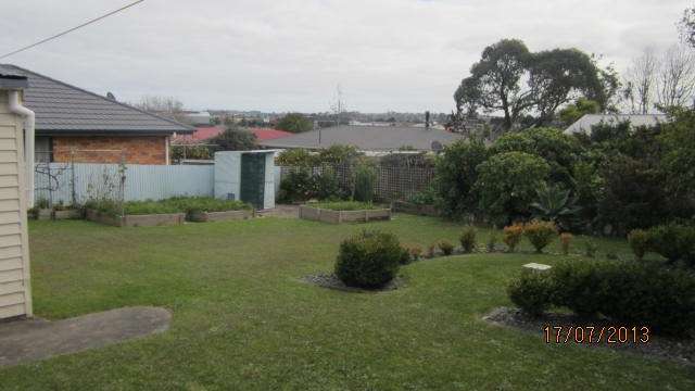 21 Sylvan Crescent Te Atatu South_4