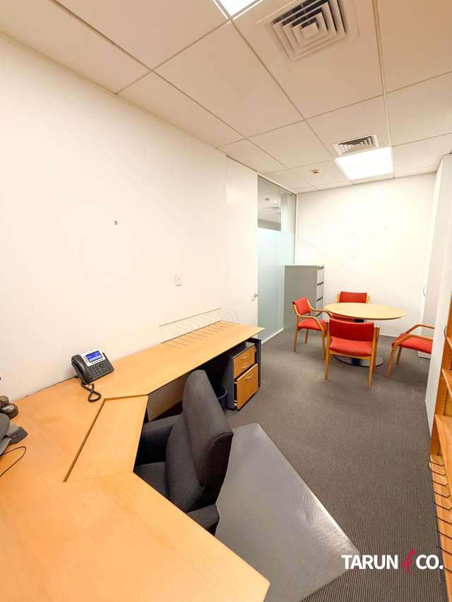 3B/77 The Strand Parnell_3