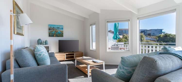 2/4 The Cliffs Britannia Heights_6