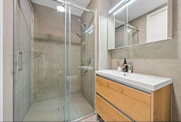 101/1A Derna Road Panmure_9