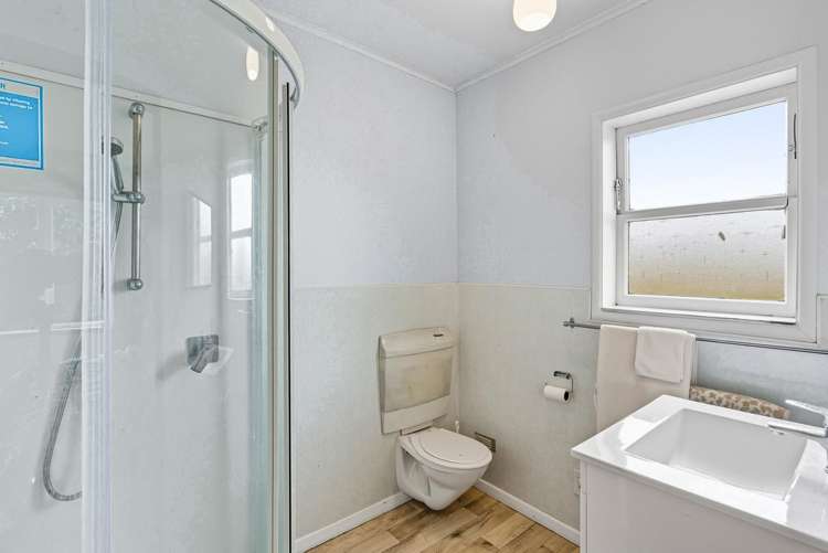 141 Matatua Road Raumati Beach_17