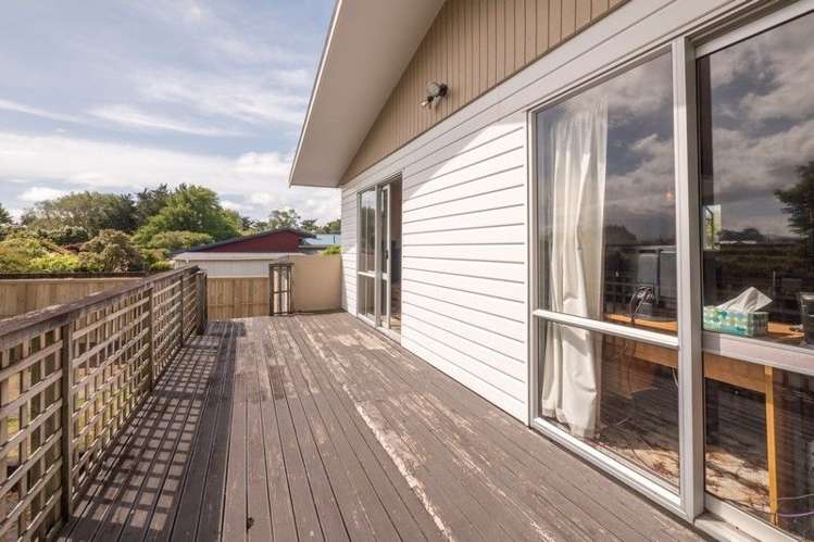 91 Hathaway Street Stratford_19