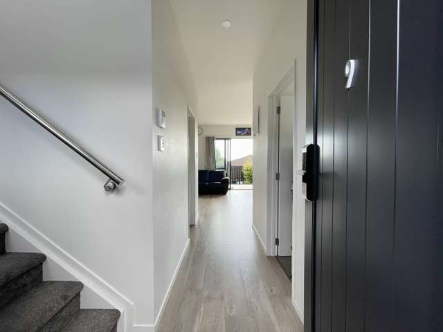 9/144 Titirangi Road New Lynn_1