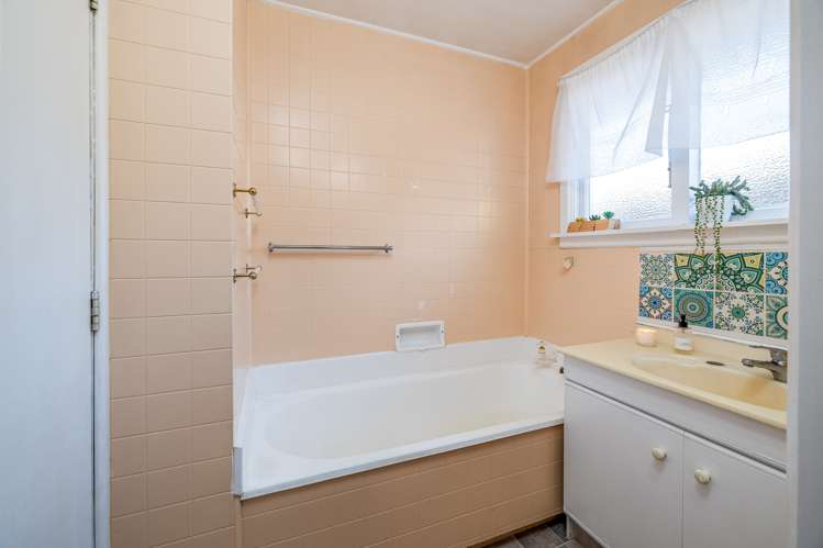 55 Mooray Avenue Bishopdale_13