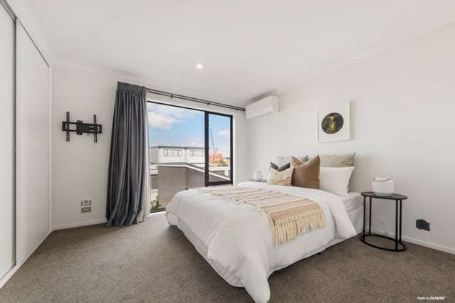 8 Walter Merton Road Hobsonville_4