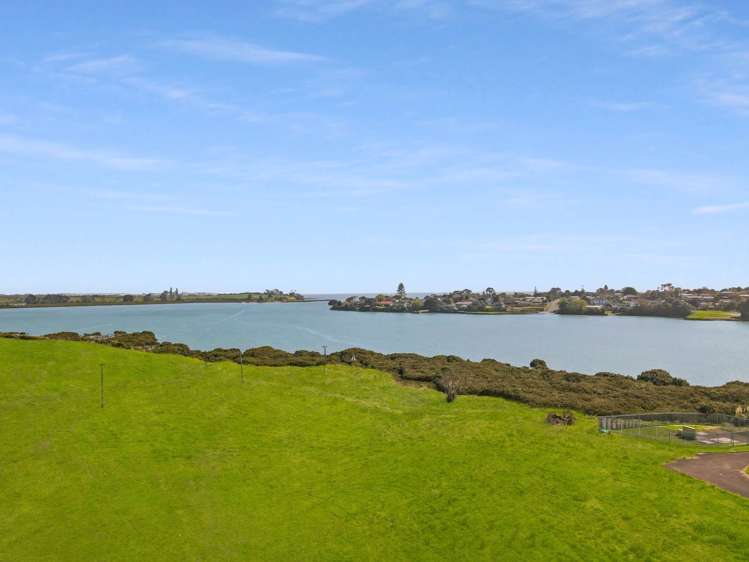 27 Manene Street Wattle Downs_21