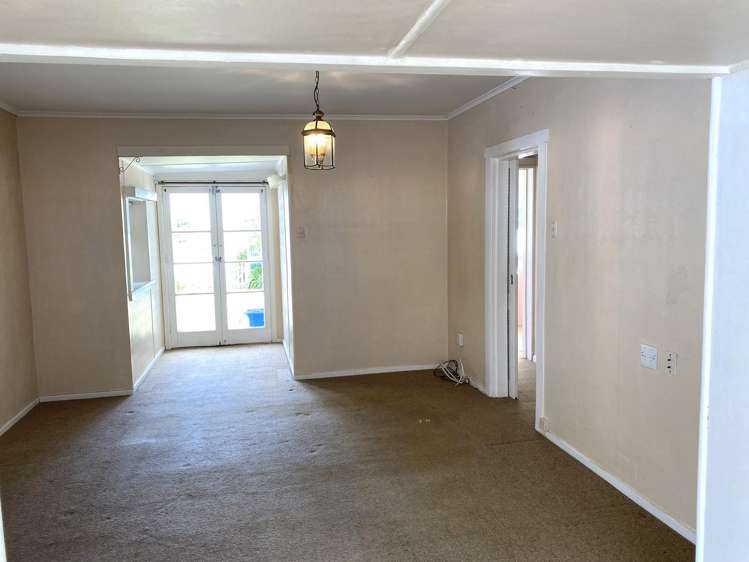 6 Tatahi Street Coromandel_9