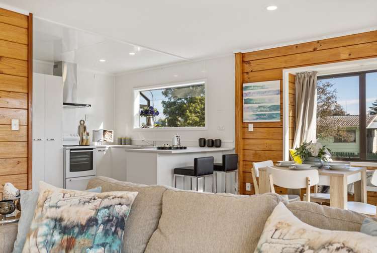 1a Wing Crescent Papakura_7