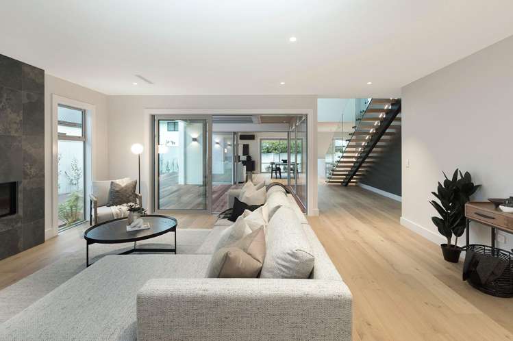 40 Rayburn Avenue_2