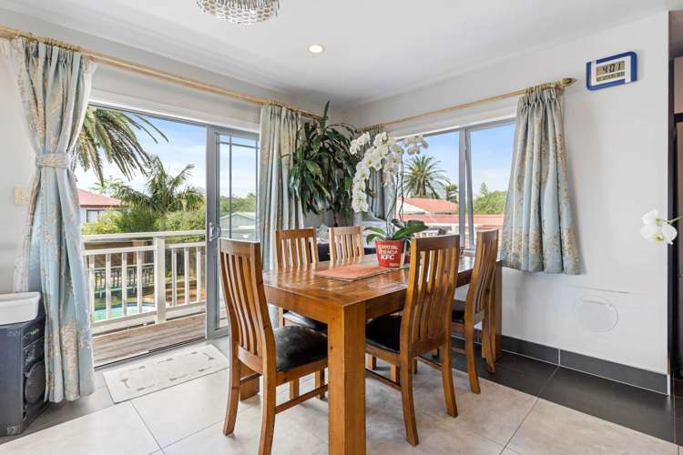17 Vodanovich Road Te Atatu South_7