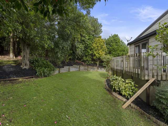 6 Photinia Place Botany Downs_3