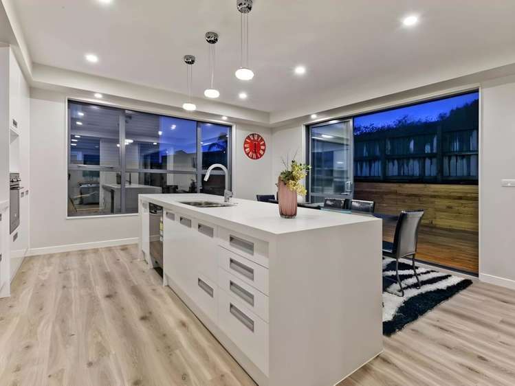 56 Huntington Park Drive Greenhithe_13