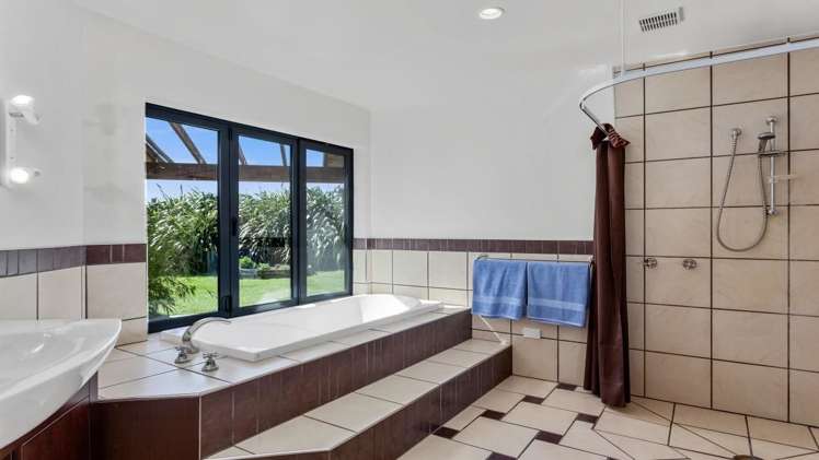 74d Awanuiarangi Road Pikowai_12