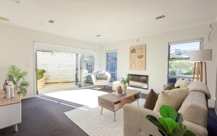 11 Yarnbrook Grove Churton Park_2