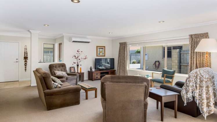 9c Emmett Street Greerton_7