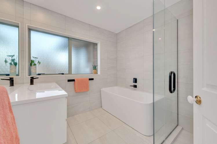 2 Cottesmore Place Huntington Park_11