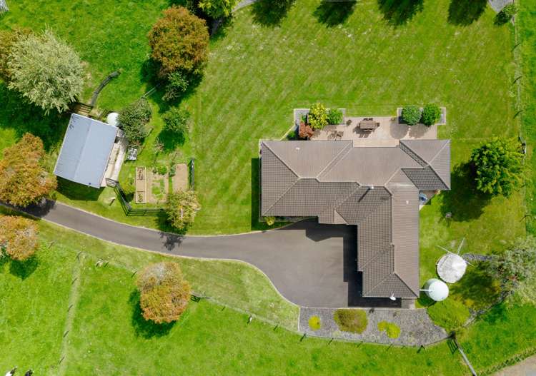 61 Highbrook Way Whatawhata_16