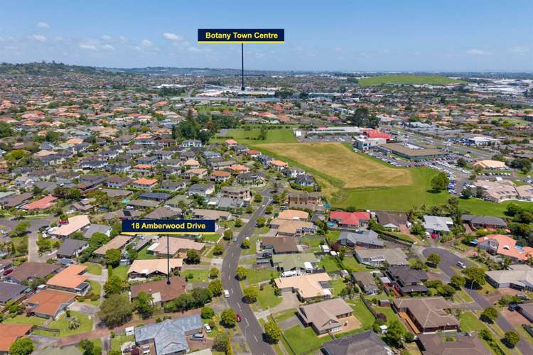 18 Amberwood Drive Northpark_34