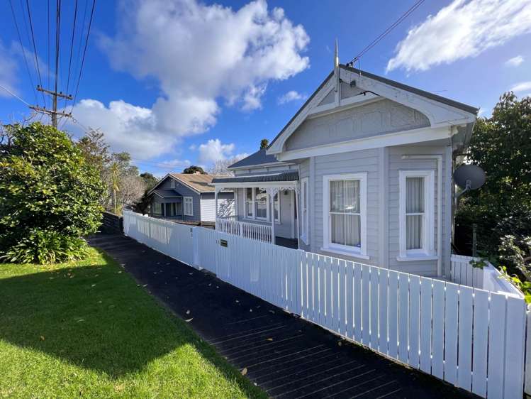 35 Aitken Terrace Kingsland_13
