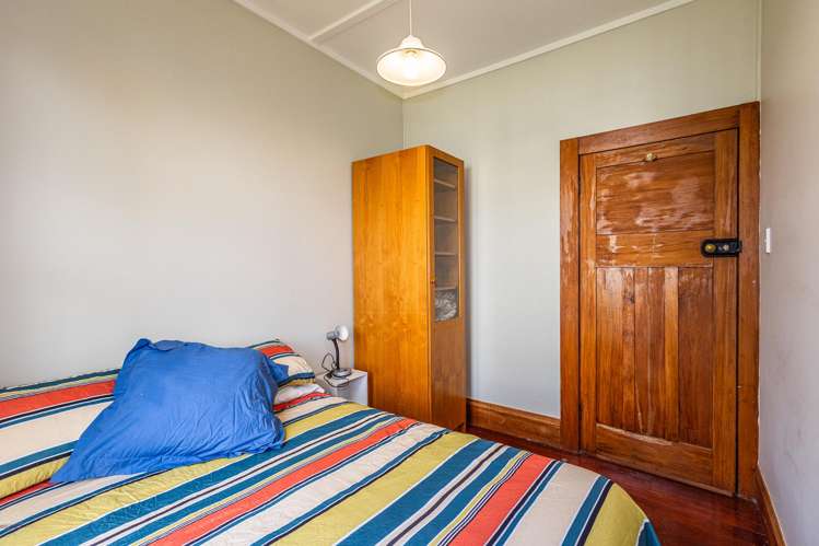 14 Railway Row Ohakune_16