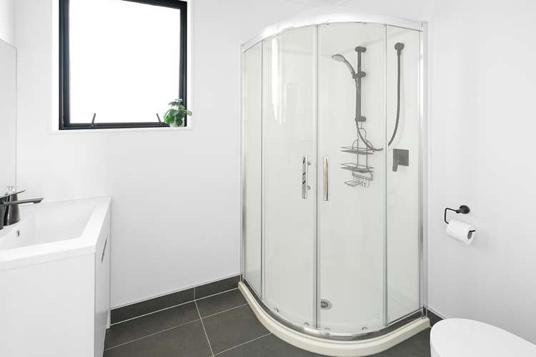 2/12 Liston Crescent Hillcrest_7