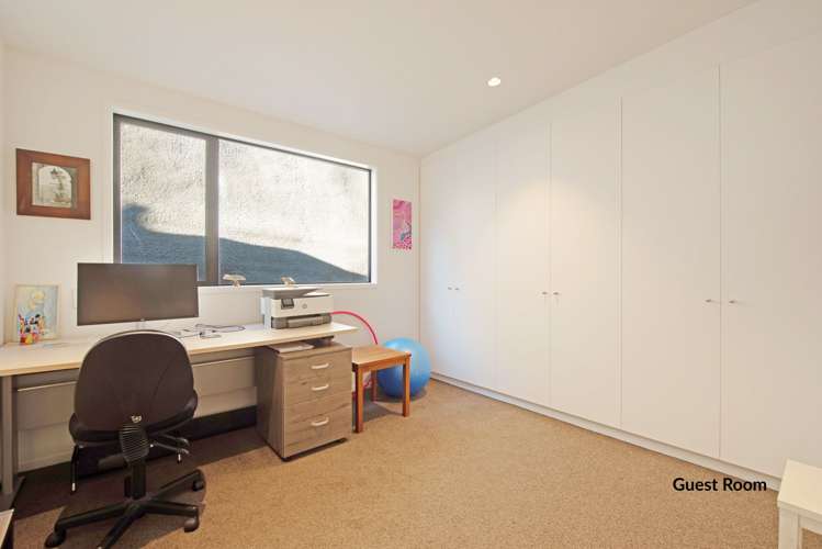 31 Erica Pabst Way Island Bay_10